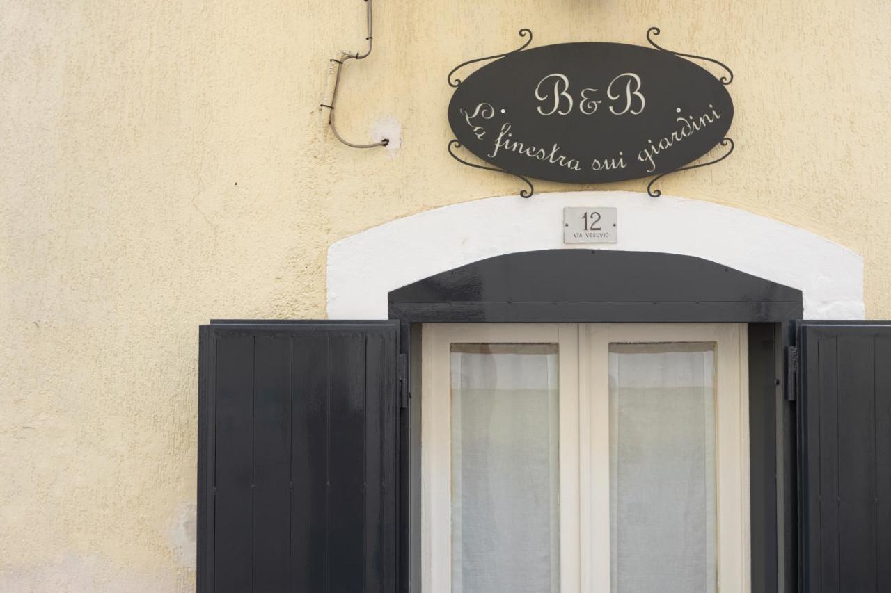 B&B La Finestra Sui Giardini Santeramo in Colle Bagian luar foto